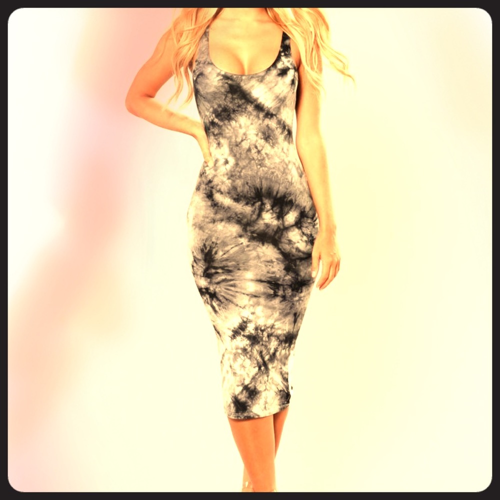 NWT Fashion Nova Tie Dye Midi dress